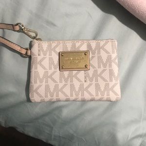 Michael Kors wristlet
